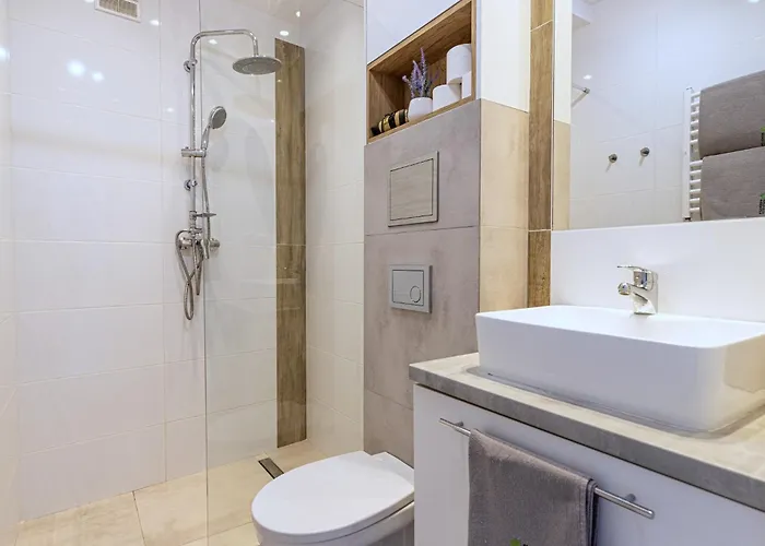 Apartment Andrzejczyk - Swietojanska 96 *